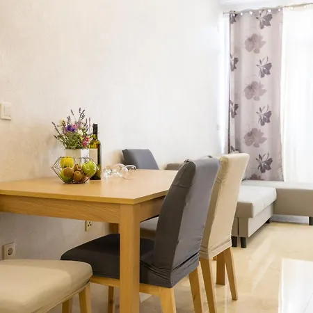 Lägenhet Fontana Baška Voda